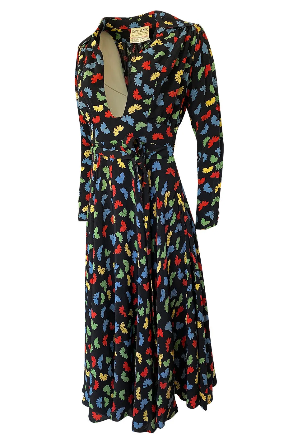 1970s Ossie Clark Celia Birtwell for Quorum Fan Print Front Plunge Dress