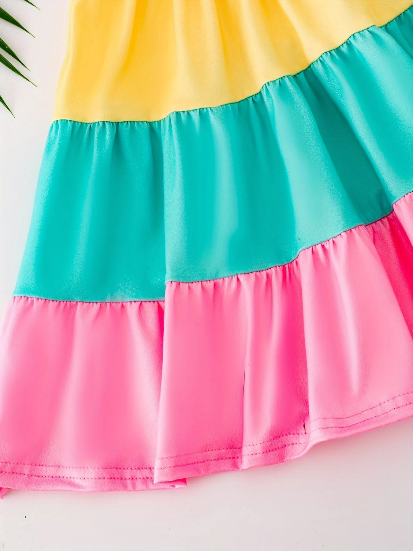 2pcs Girls Summer Dress Set - Vibrant Splicing Colorblock with Flutter Ruffles & Rainbow Print - Perfect Matching Ensemble for Fun in the Sun