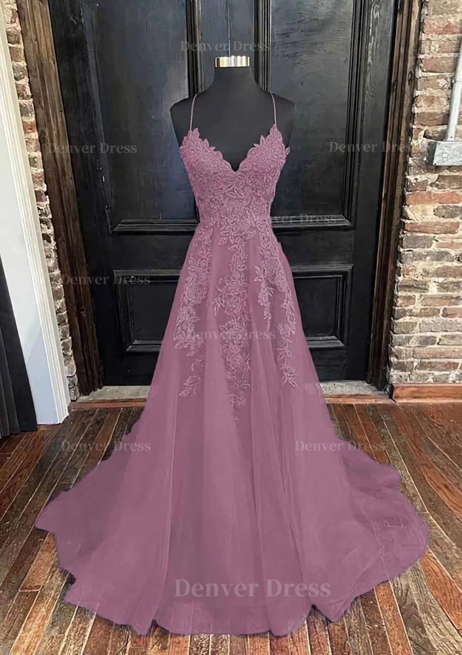 A-line V Neck Spaghetti Straps Sweep Train Tulle Prom Dress With Appliqued