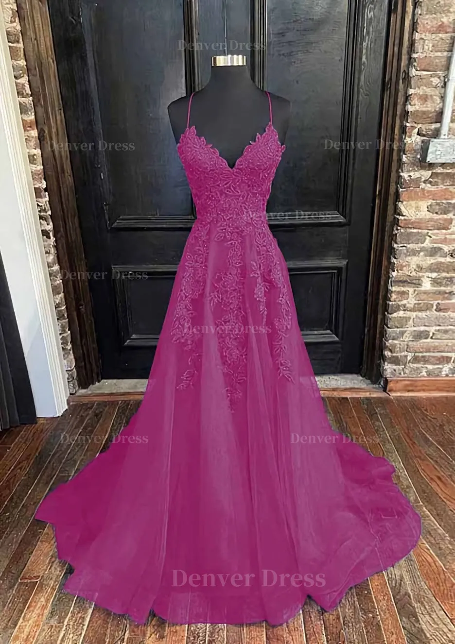 A-line V Neck Spaghetti Straps Sweep Train Tulle Prom Dress With Appliqued