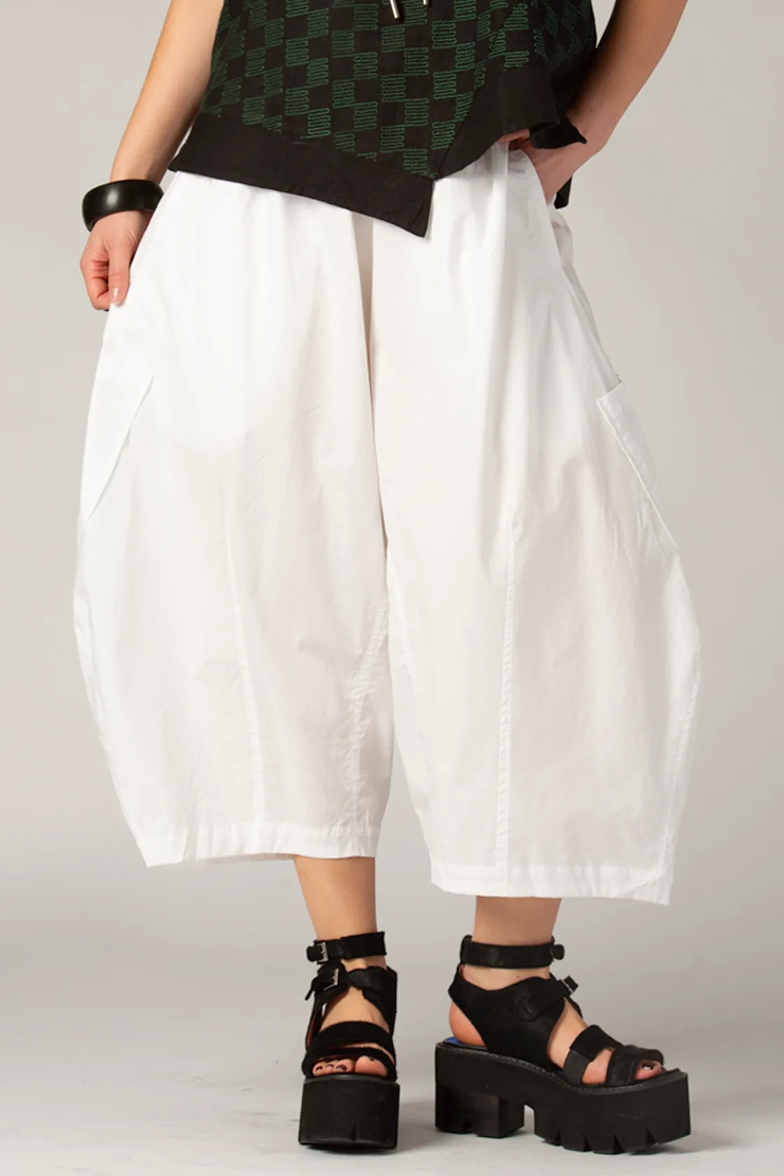 Albany Pant in White Carnaby