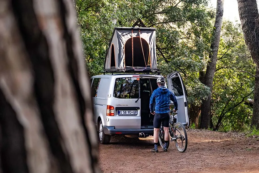 Alu-Cab LT-50 Lightweight Roof Top Tent