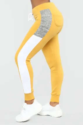 Analissa Jogger - Mustard