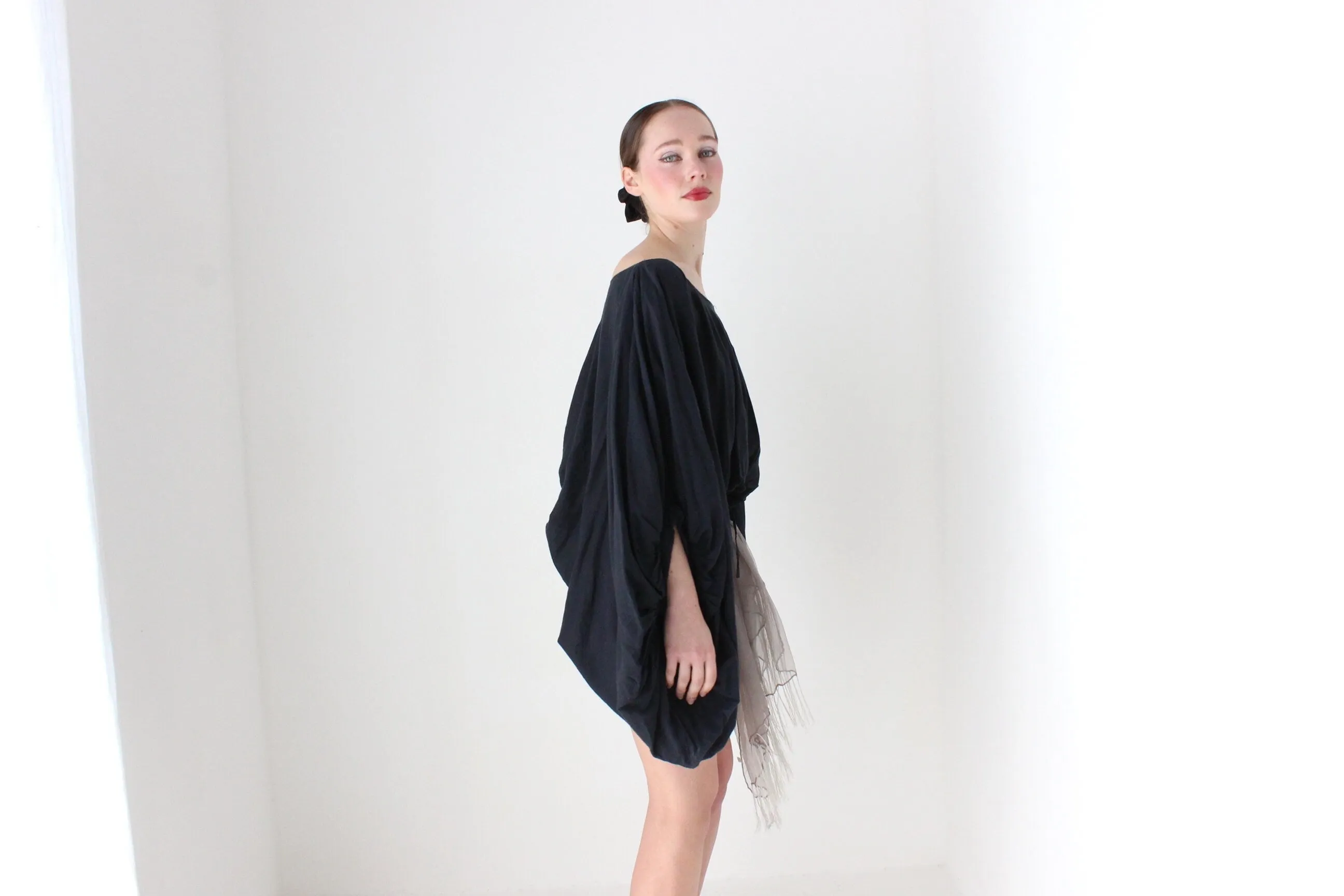 BALLETCORE Handmade Cotton Voluminous/Dramatic Balloon Sleeve Top