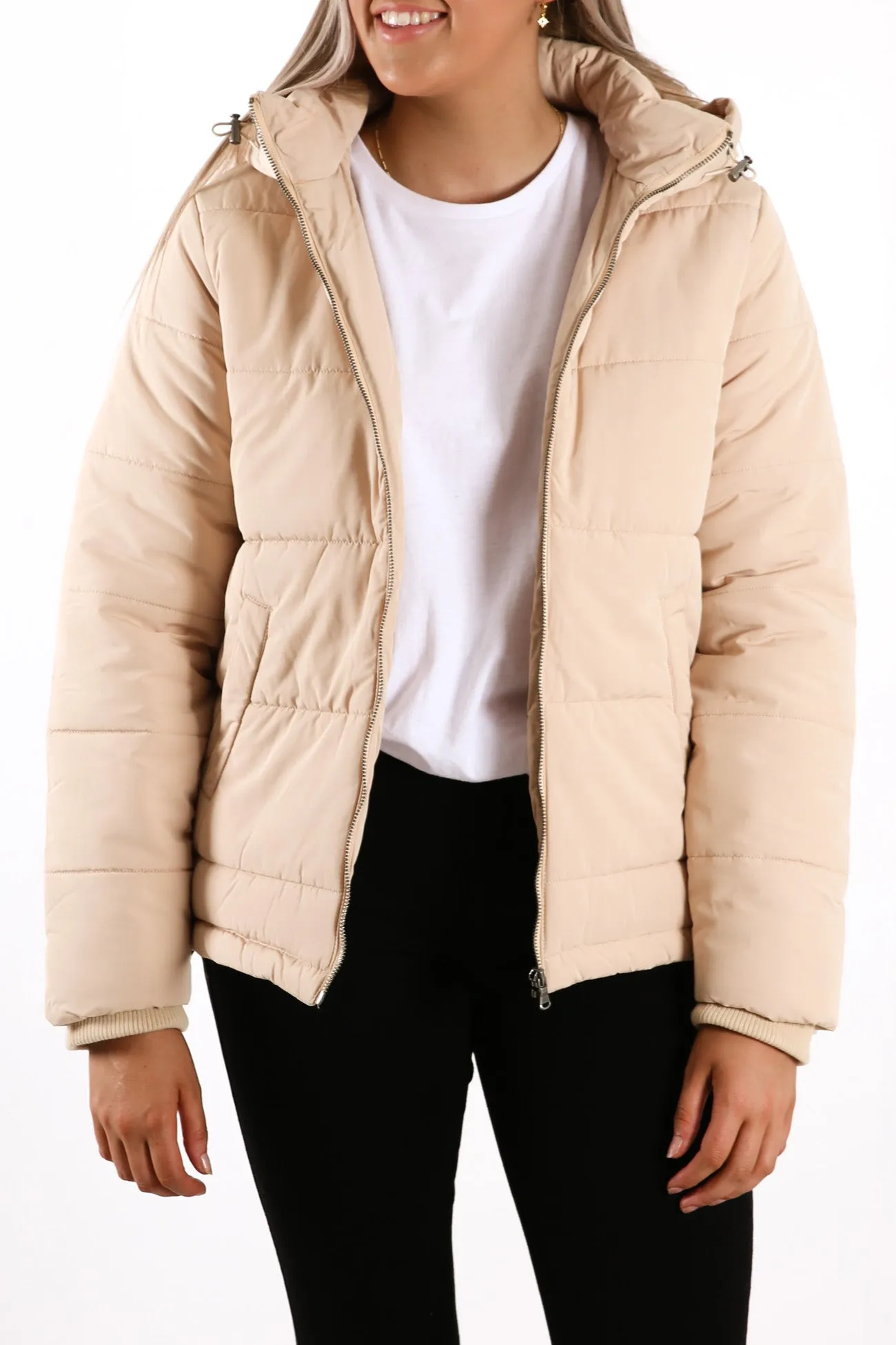 Essentials Puffer Jacket Cream