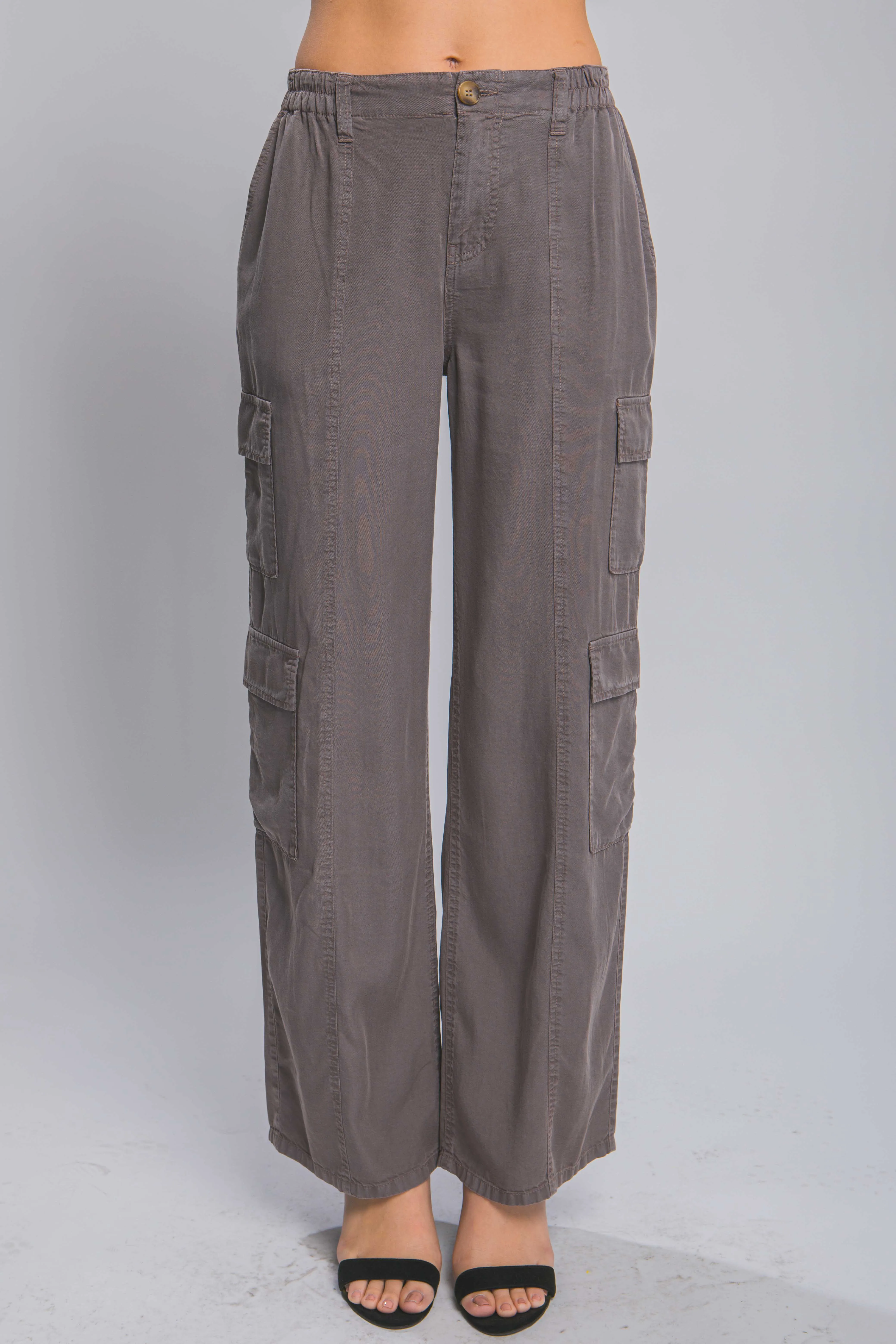 Full-length Women's Tencel Pants With Cargo Pockets