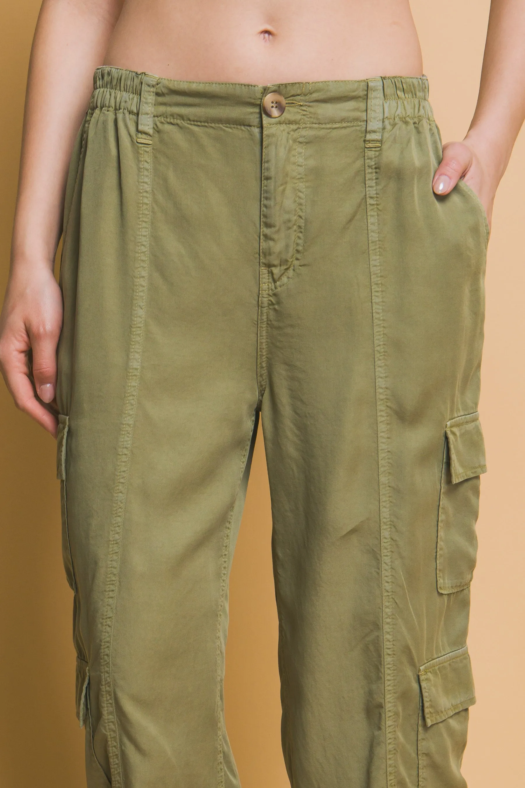 Full-length Women's Tencel Pants With Cargo Pockets