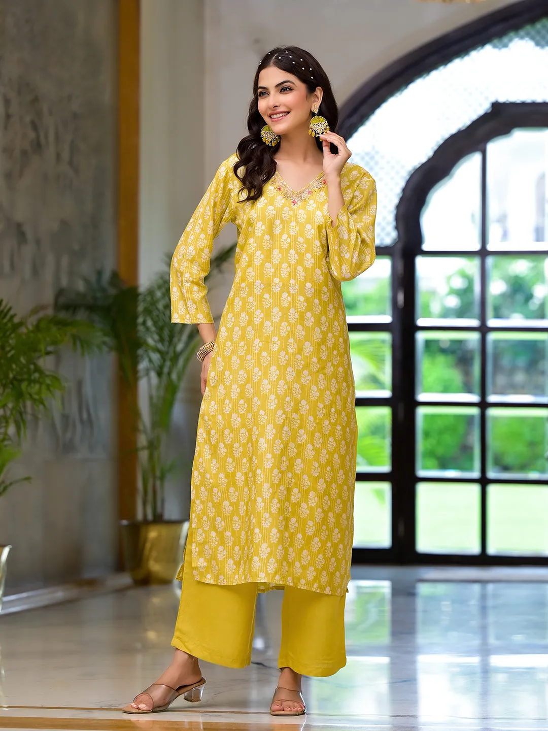 Jashvi Yellow Printed Muslin Straight Kurta & Trouser with Dupatta