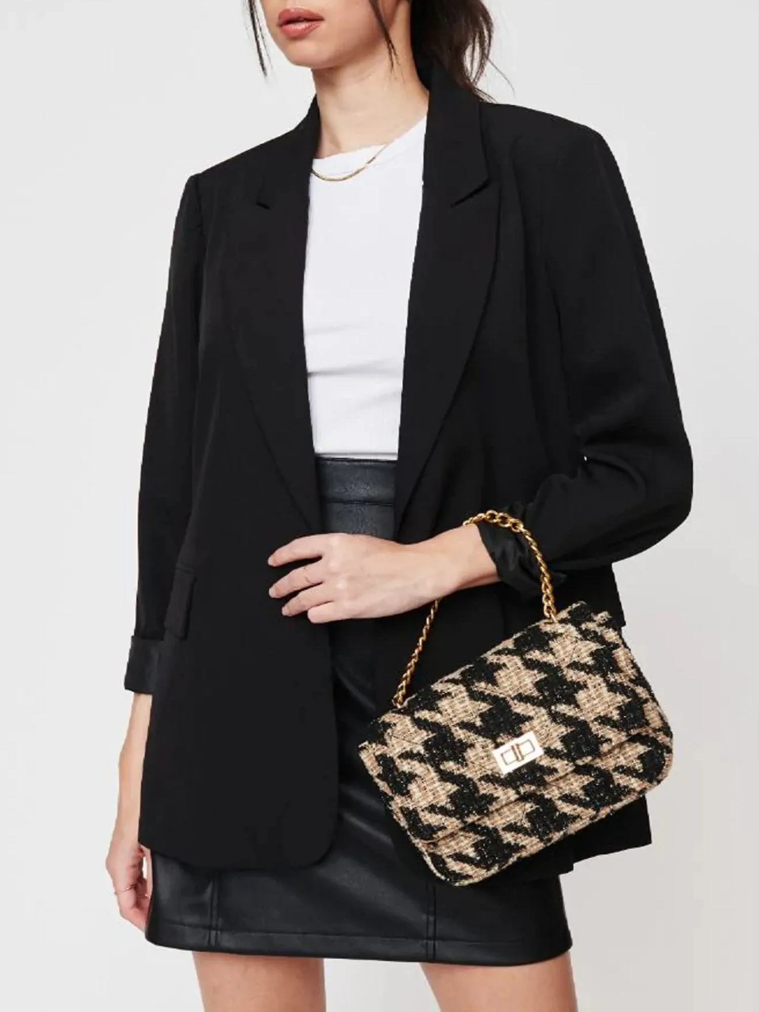 Urban Expressions Boucle Houndstooth Crossbody Bag - Brands We Love