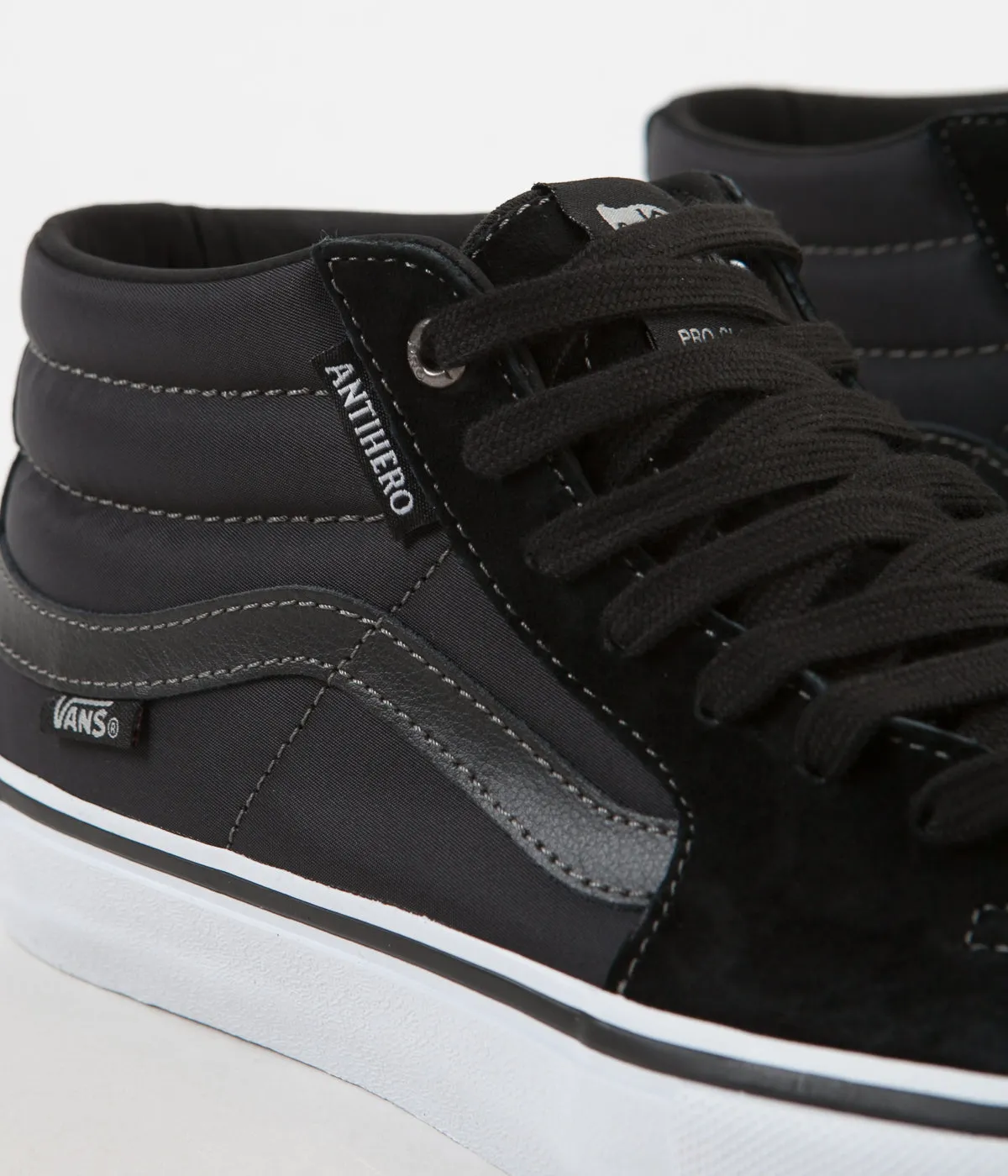 Vans x Anti Hero Sk8-Mid Pro Shoes - Grosso / Black