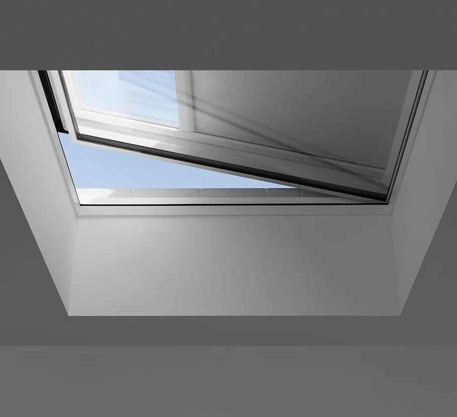 VELUX CVU 150100 1093 INTEGRA® SOLAR Curved Glass Rooflight Package 150 x 100 cm (Including CVU Triple Glazed Base & ISU Curved Glass Top Cover)